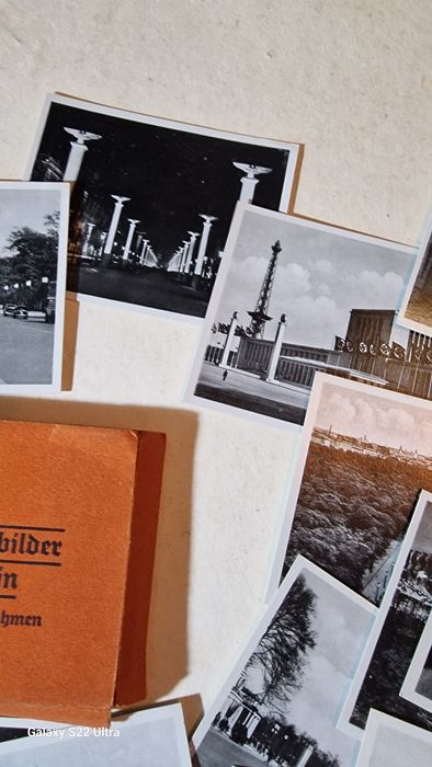 Zestaw  pocztówk  Berlin.