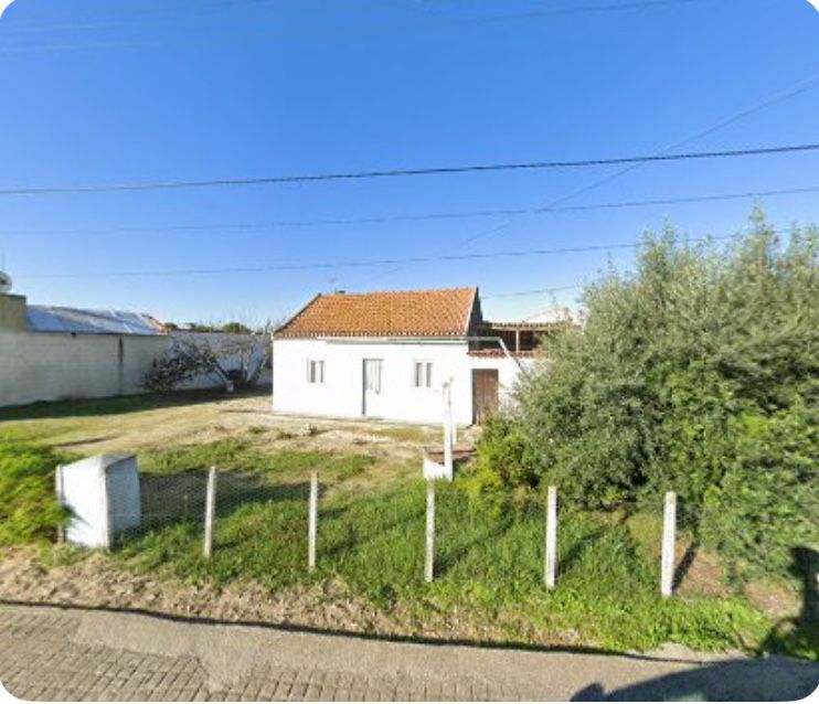 Alugo casa antiga terrea