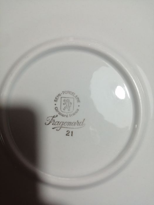 Antigo prato / bandeja, francês.