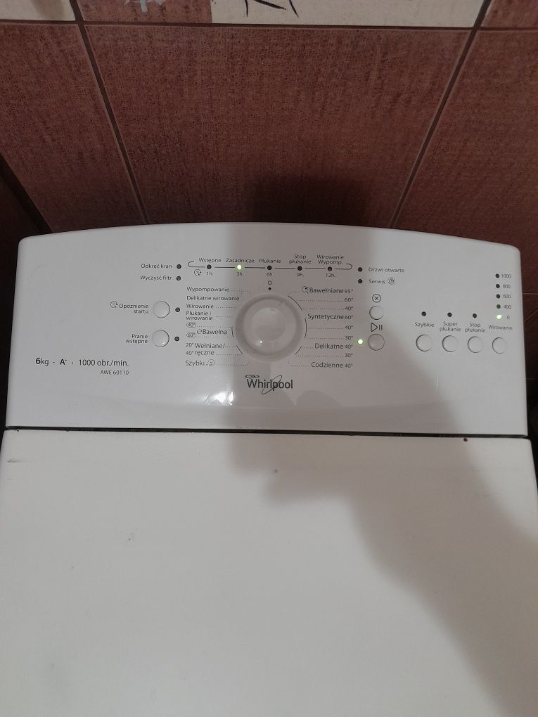 Whirlpool AWE60110 пральна машина гарний стан