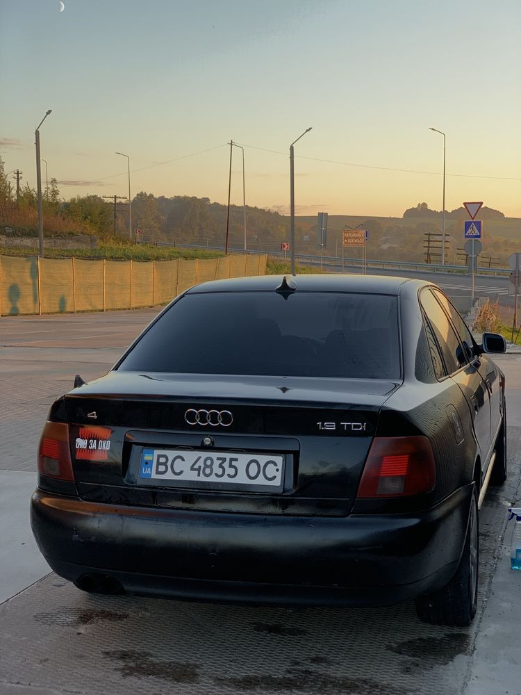 Audi a4   На повному ходу