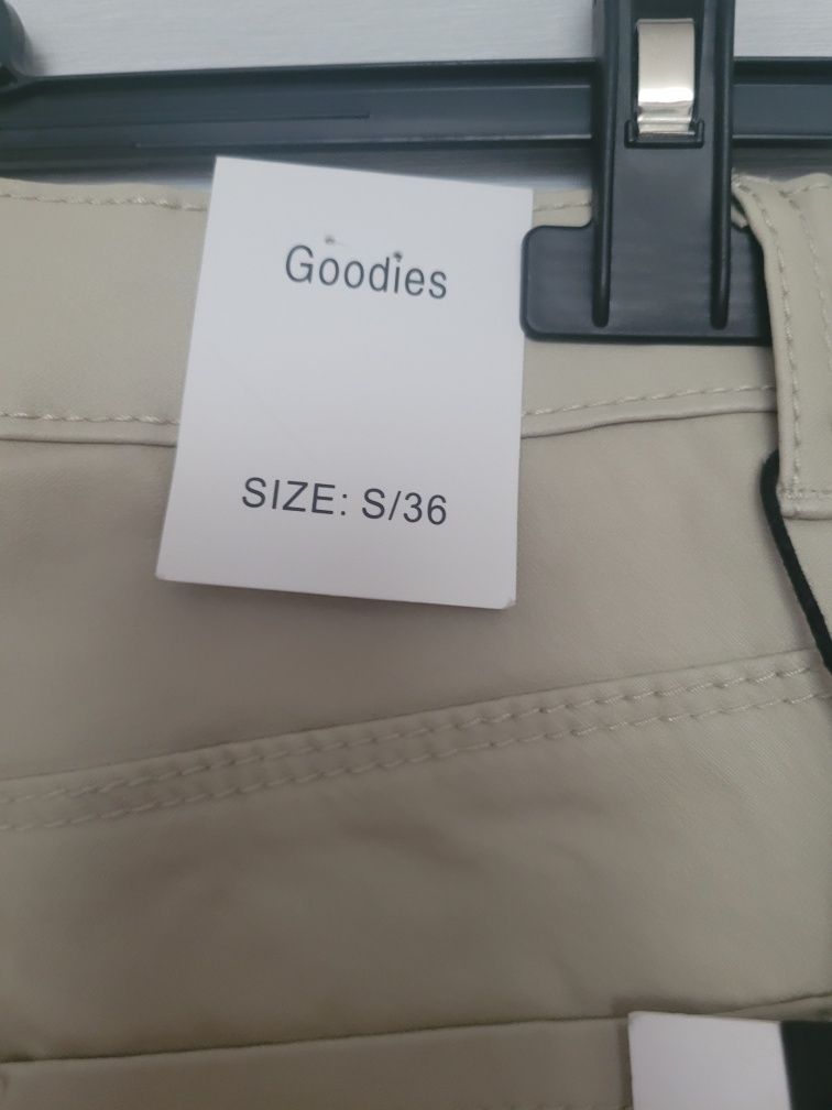 Spodnie goodies r.s woskowane nowe