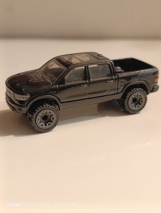 Hot Wheels rysorak Ram 1500