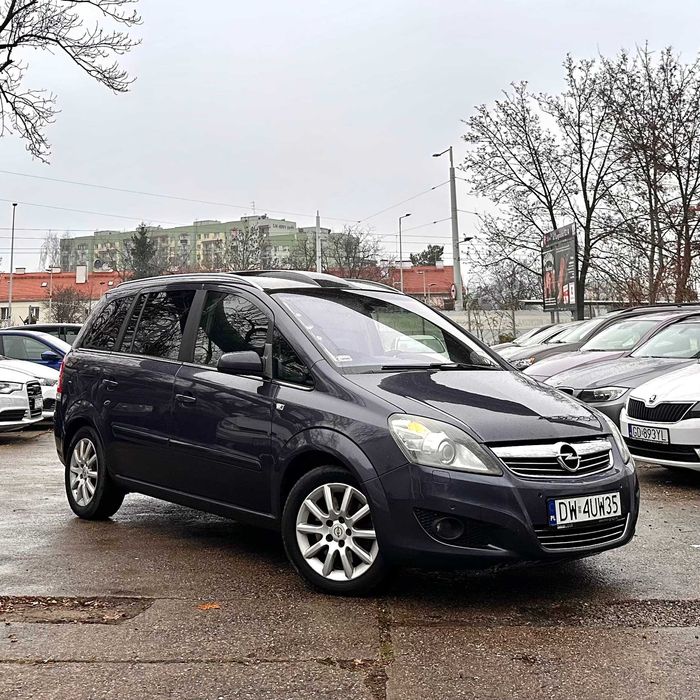 Opel Zafira Lift|1.9D 150KM|Manual6b|7 osobowe|Panorama|Xenon|HAK|2008