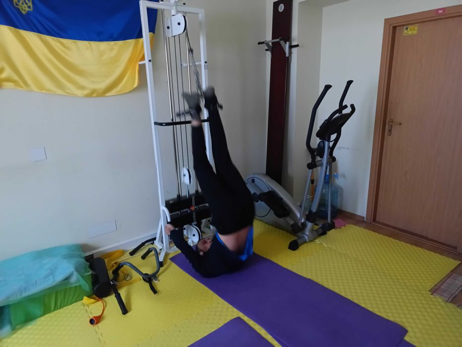 Лікування спини, попереку, суглобів  без операцій (кінезіотерапія)