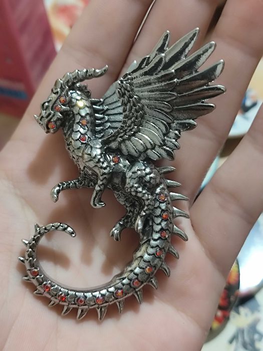 Брош дракон , жалізо