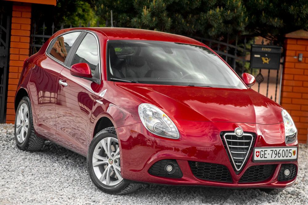 Alfa Romeo Giulietta 1,4 TB Xenon Tempomat Klimatyzacja Czujniki Parkowania Tył