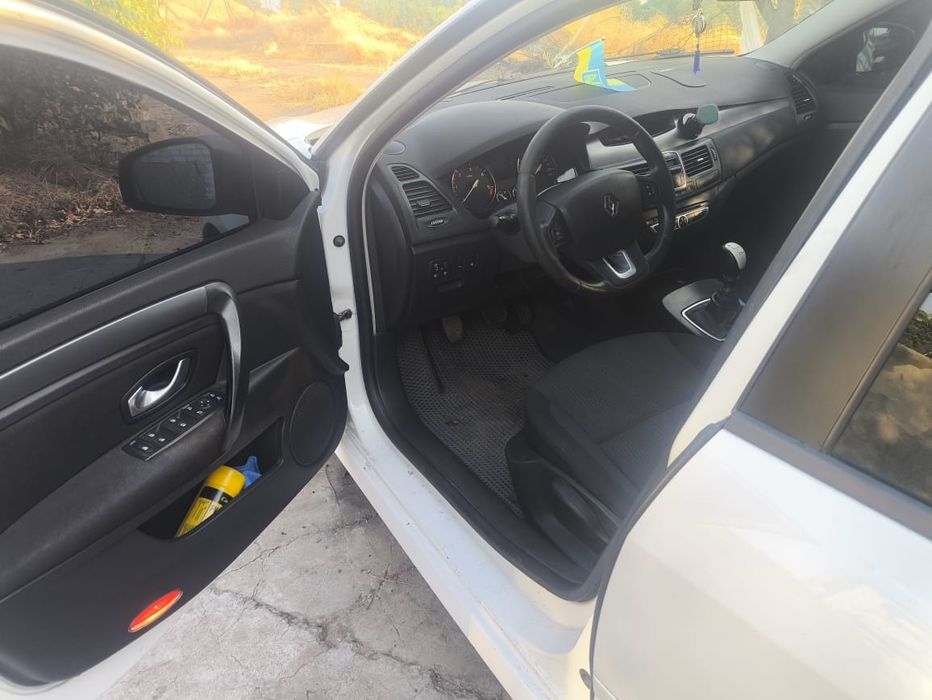 Продам Renault Laguna