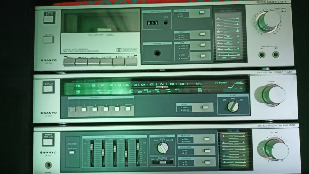 Wieża sanyo sprawna