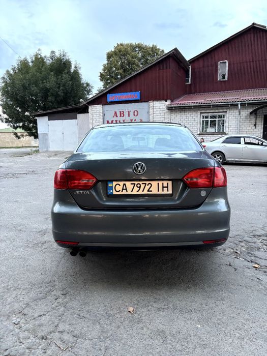 Продам VW Jetta 2012 року