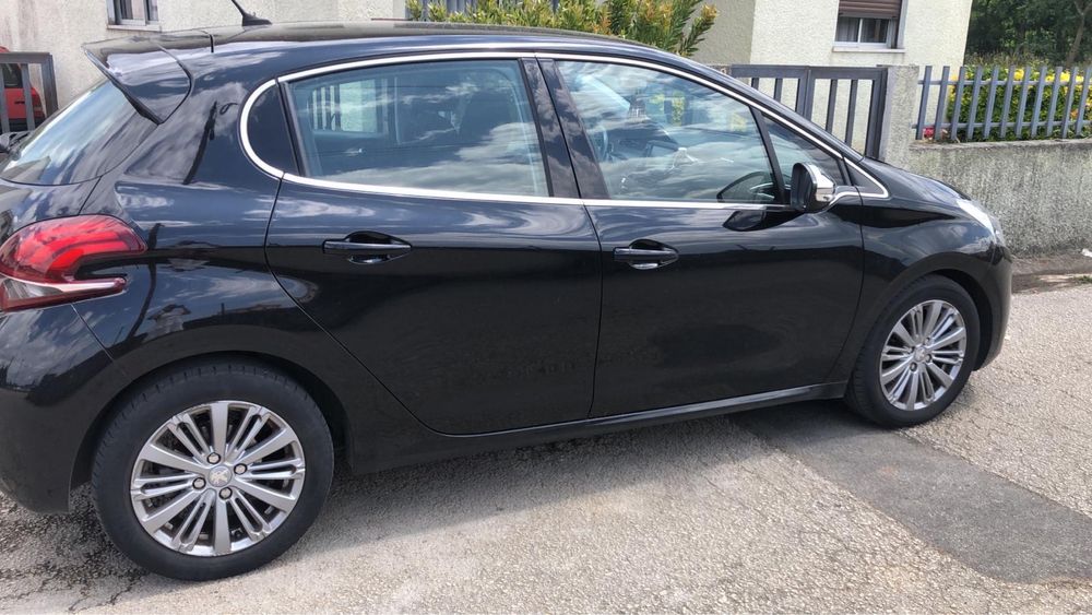Peugeot 208 1.6 Blue Hdi