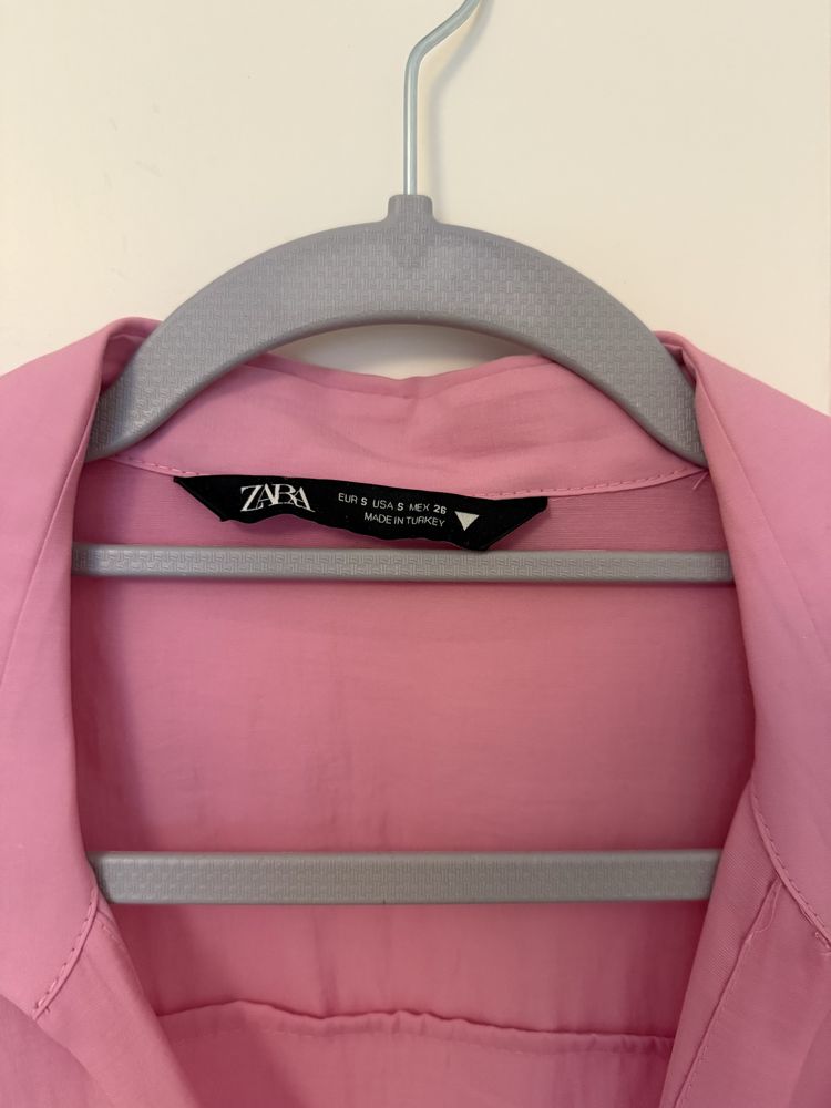 Vestido drapeado rosa Zara