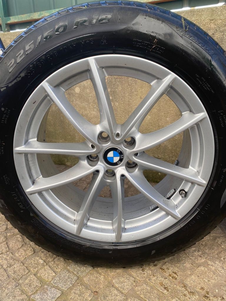 Jantes BMW 18 com 2 pneus meio uso