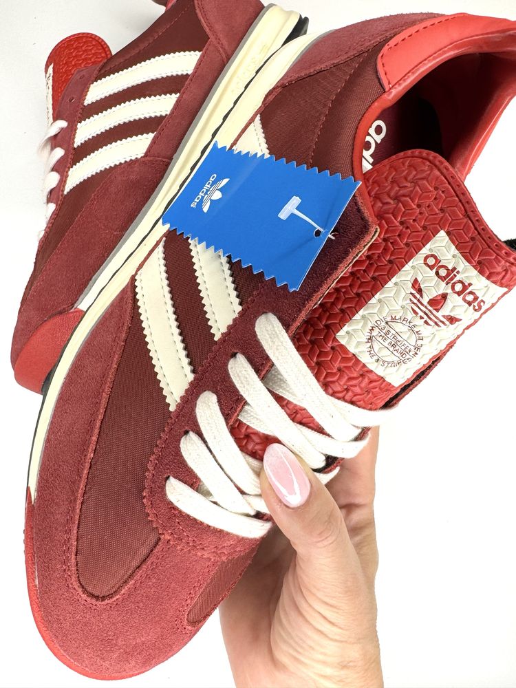 Кроссовки Adidas НОВЫЕ 37р