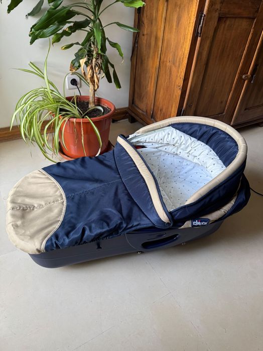 Cesto de carrinho Chicco em óptimo estado