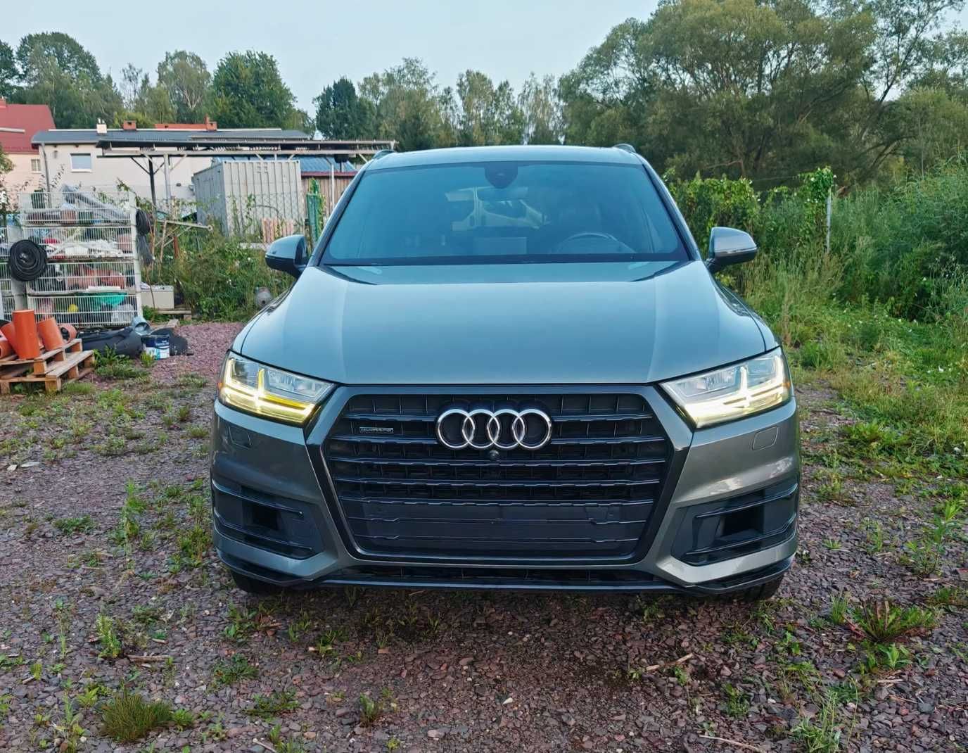 Audi Q7 року 2017