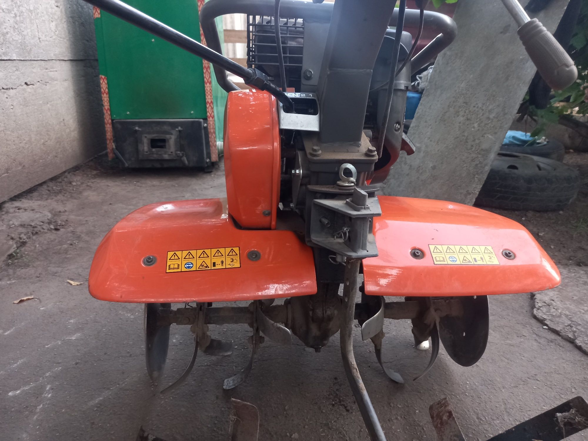 Продам культиватор Husqvarna TF 230