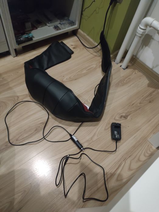 Masażer karku pleców