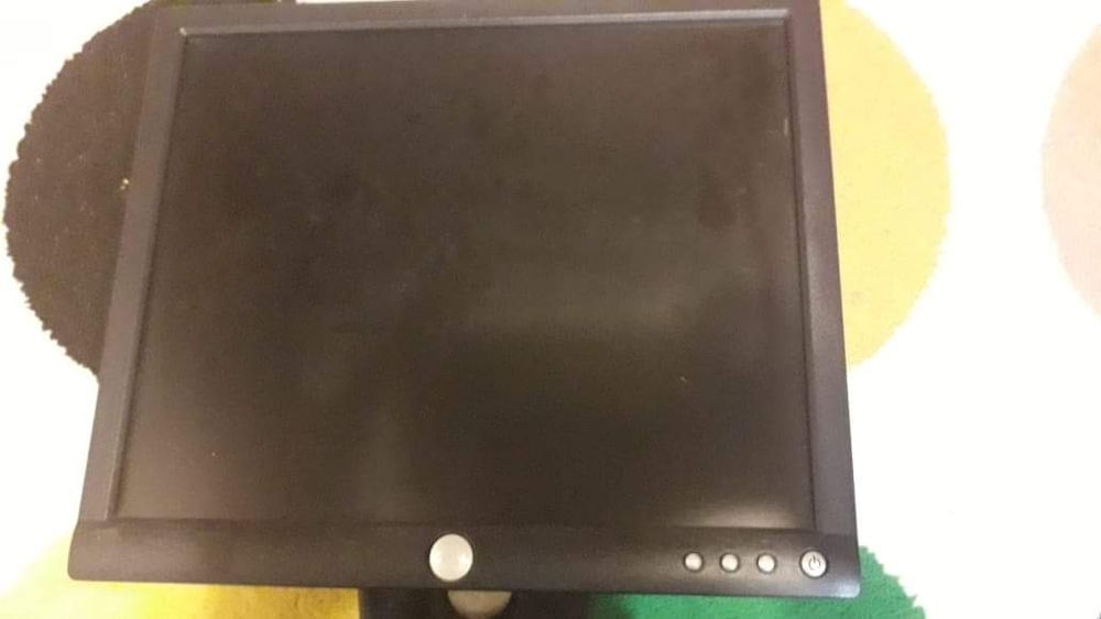 Monitor Dell 17 cali LCD