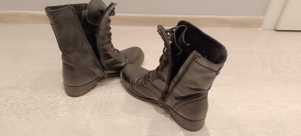 Buty zimowe Lasocki 38 czarne