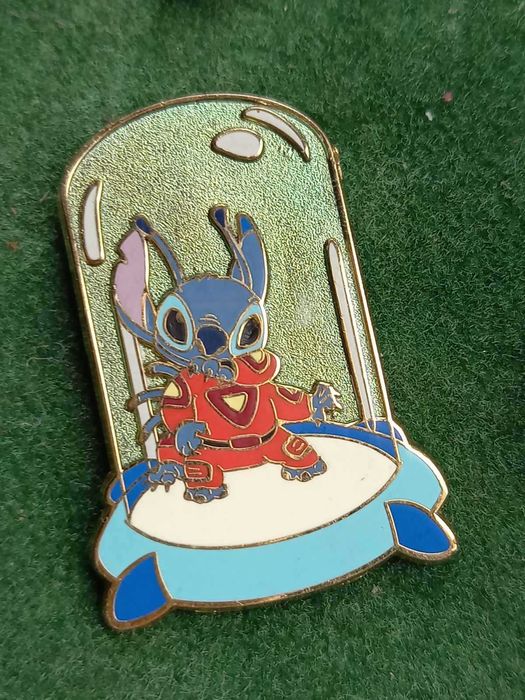 дитячі значки дісней коллекційні ціна за 1