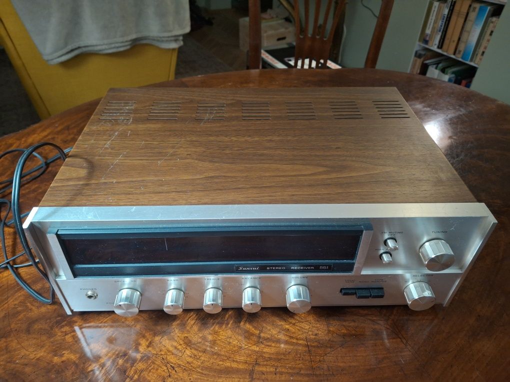 Amplituner Sansui 551 vintage wzmacniacz