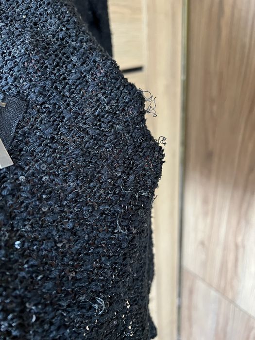 Sweter na zamek czarny z cekinami r. 44/46