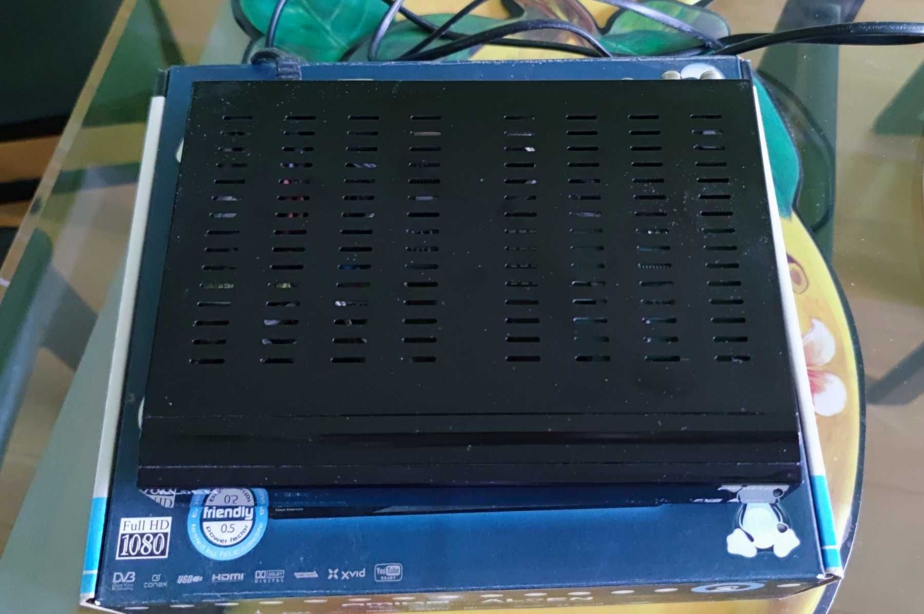 Спутниковый HD ресивер Amiko SHD-8900 Alien