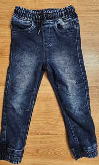 Jegginsy - jeansy r. 104