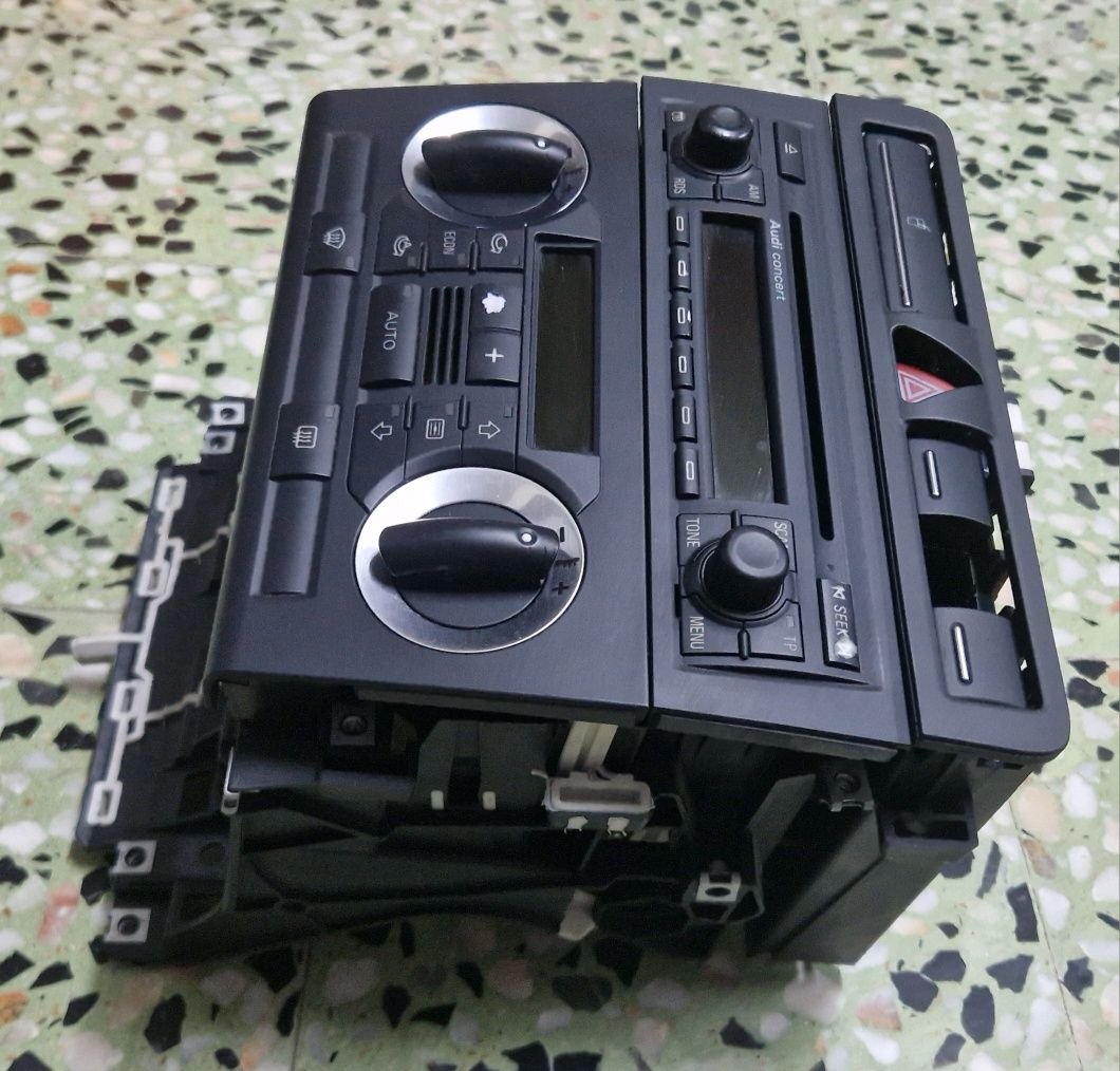 Consola com rádio original Audi a3 2004