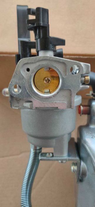 Карбюратор двухтопливный с редуктором для генератора 168F, 170F.