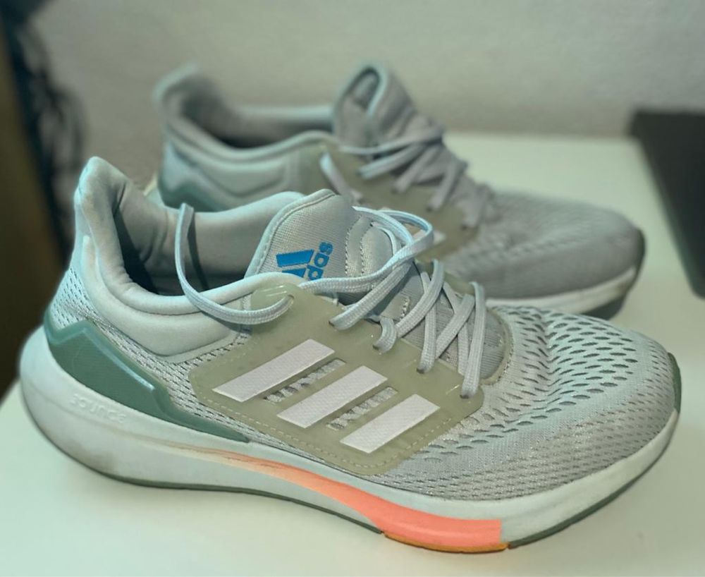 Sapatilhas Adidas EQ21 Run