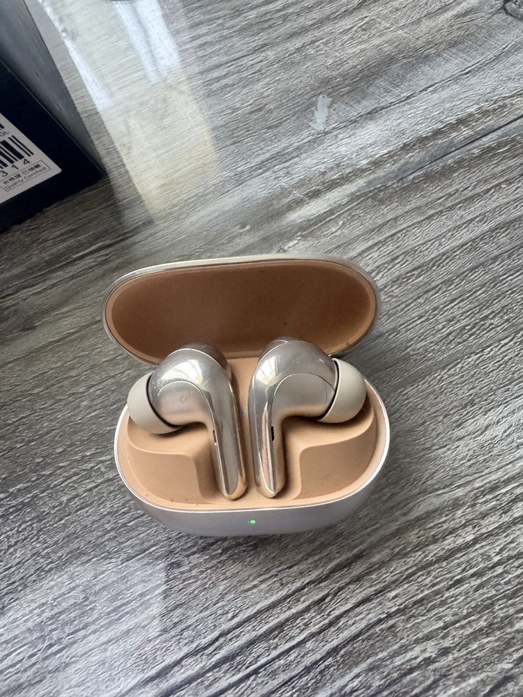 Навушники Xiaomi buds 4 pro