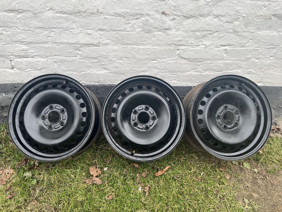 Продам диски R16 разом з резиною