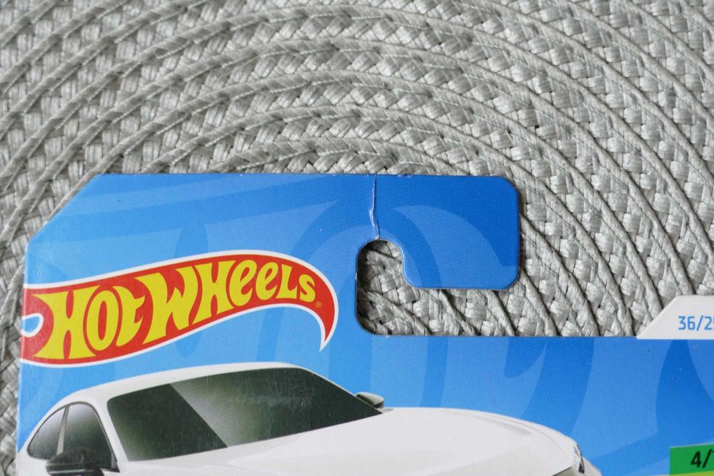 Hot Wheels autko "Resorak" AUDI RS E-TRON GT* edycja 2024r.