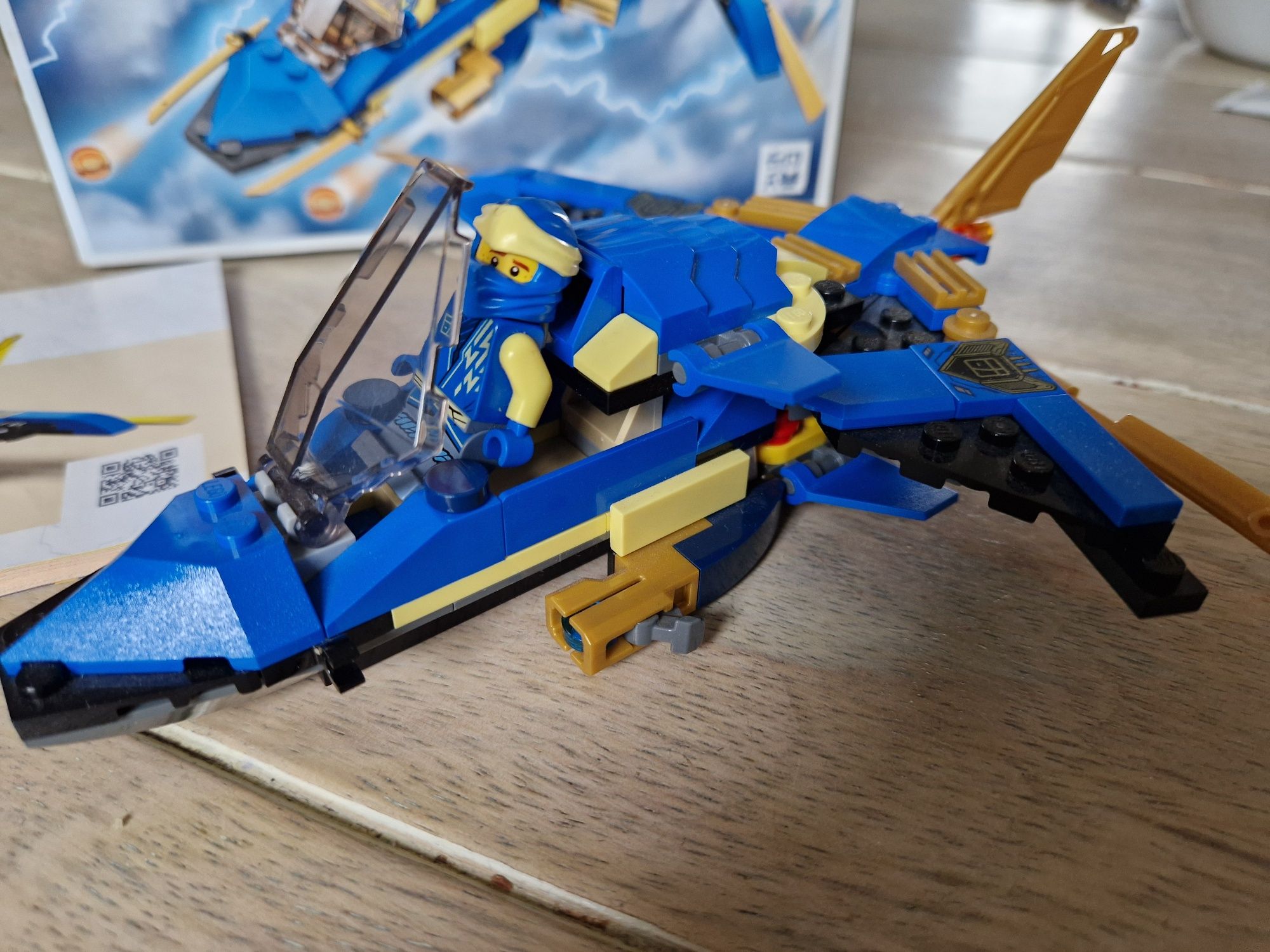 Zestaw Lego ninjago odrzutowiec 6+