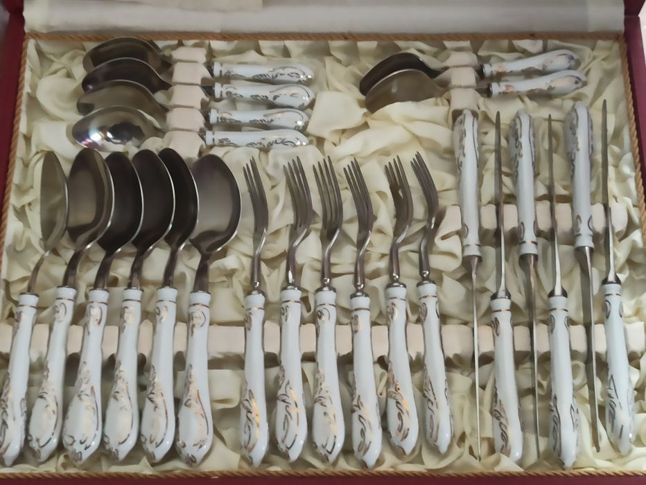 Sztućce Gerlach, porcelana Ćmielów 24szt.