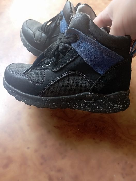 Продам осінь і весняні.