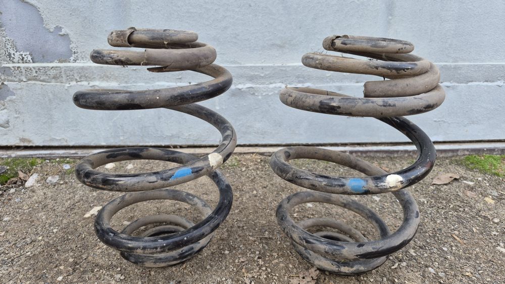 Задние пружины ланос сенс нексия авео разборка шрот запчасти

250 грн