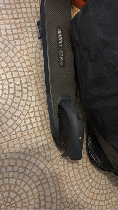 Vende-se ou troco por ps5 ou telemovel   Ninebot KickScooter E2 PRO