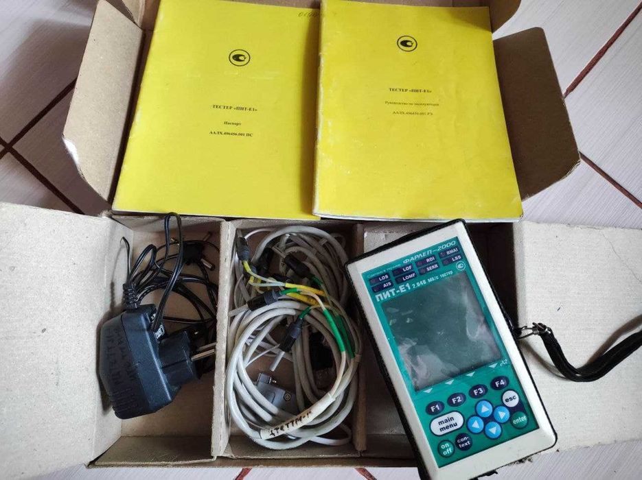 Тестер-анализатор ПИТ-Е1 2-МБит потока в отличном состоянии