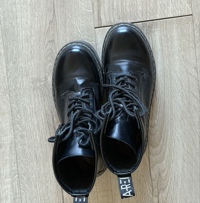 Ботинки черевики в стилі Dr Martens
