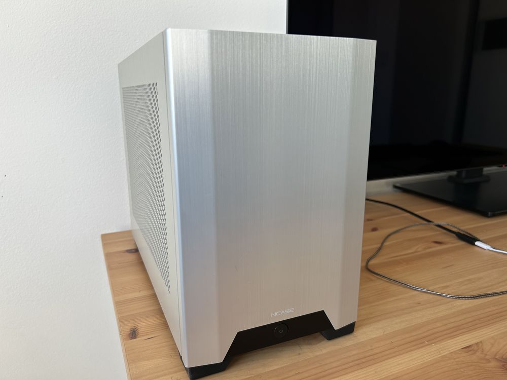 Ncase M1 v6.1 Silver