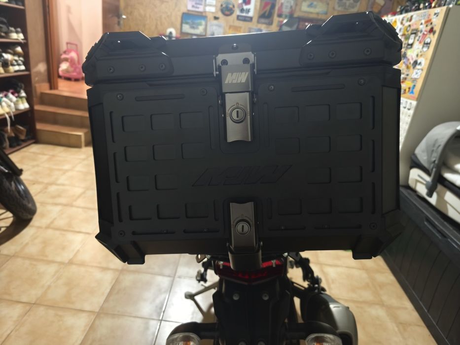 Top case 55L com base