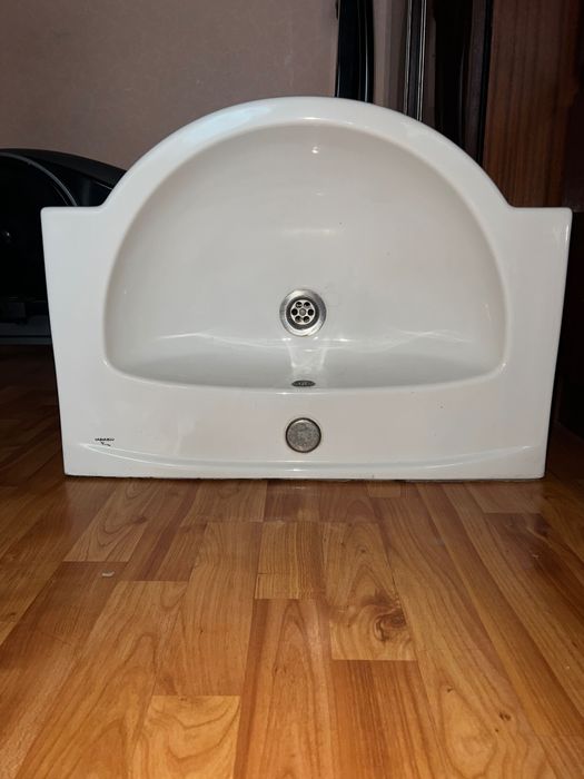 Умивальник Colombo