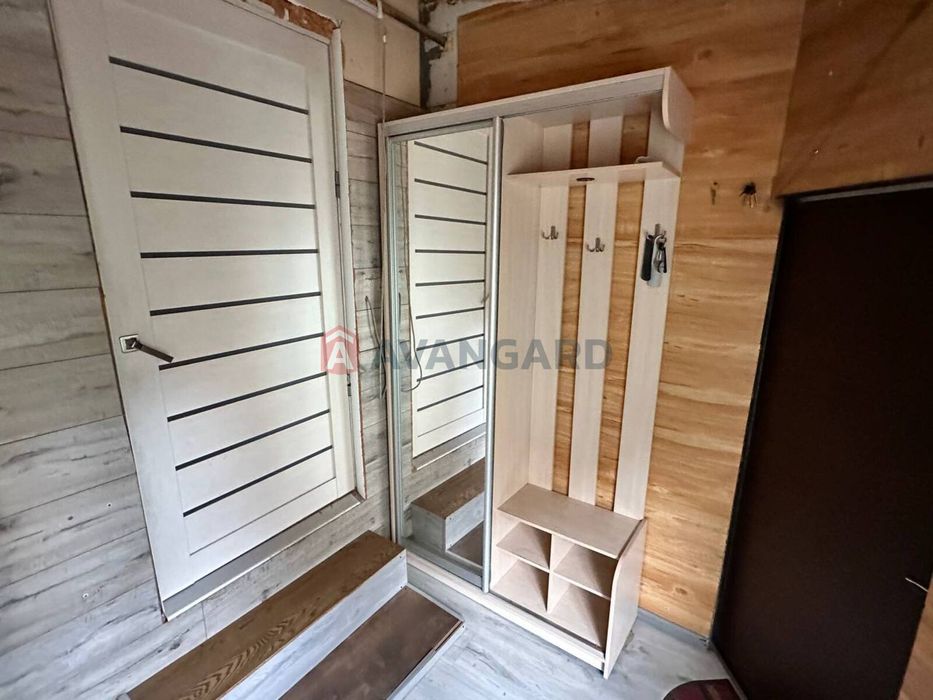 Казбет, продаж частини будинку!