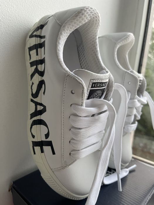 Кеди Versace Kids  оригінал з узором Greca та логотипом ( 32 розмір)