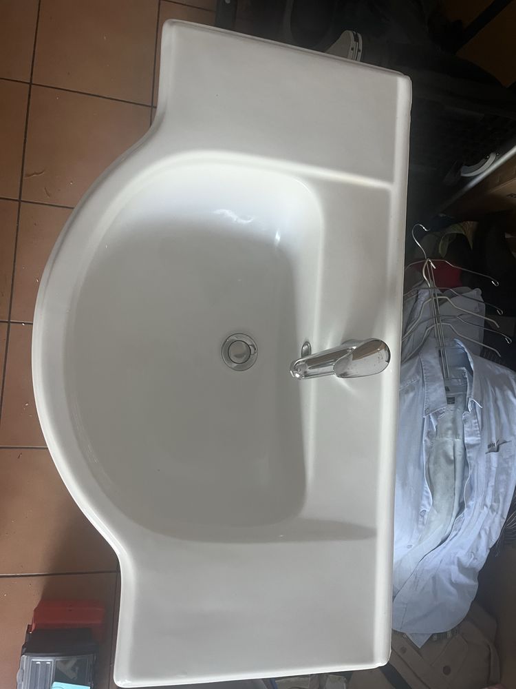 Movel com lavatorio casa de banho, usado, em bom estado.