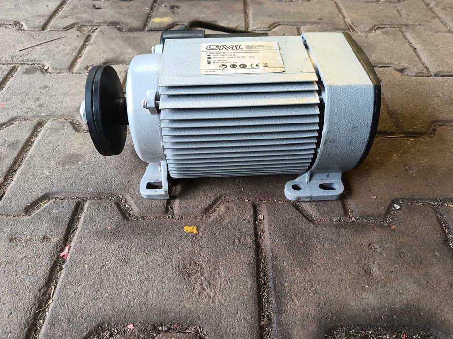 Silnik elektryczny 2,2 kw. 230 volt. 2860 obr.