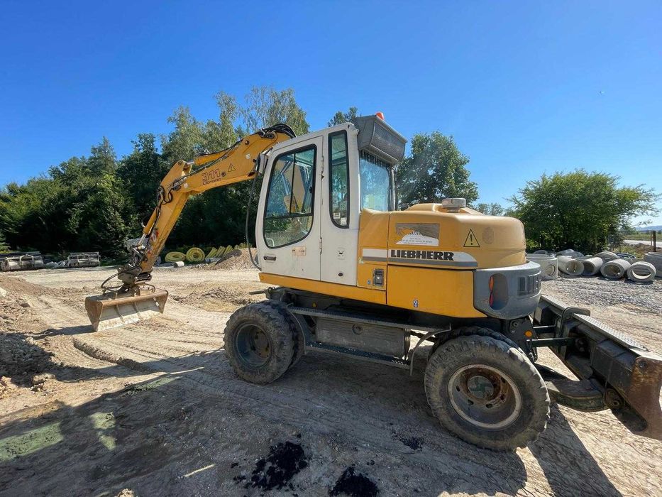 koparka kołowa Liebherr 311